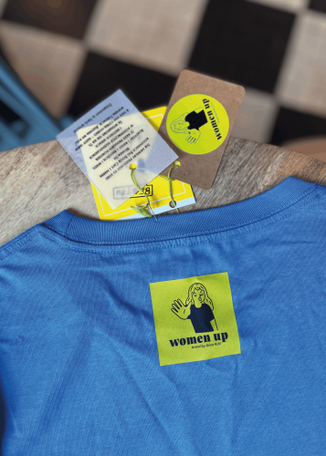 T-shirt - Women Up | seriously?